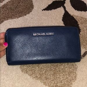 Barely used Michael Kors wallet
